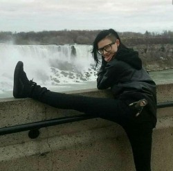 Sonny River Leg Pose